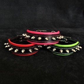 "Spiky" collar