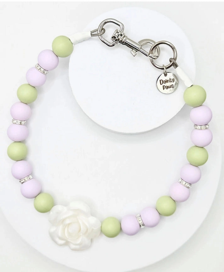 Clover Beaded Collar