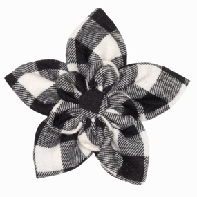 Collar Flower | Black & Off-White Buffalo Check