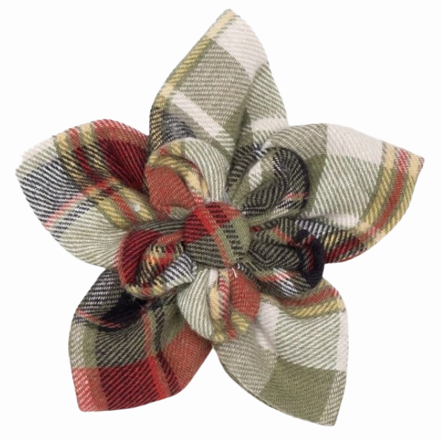 Collar Flower | Light Olive Plaid