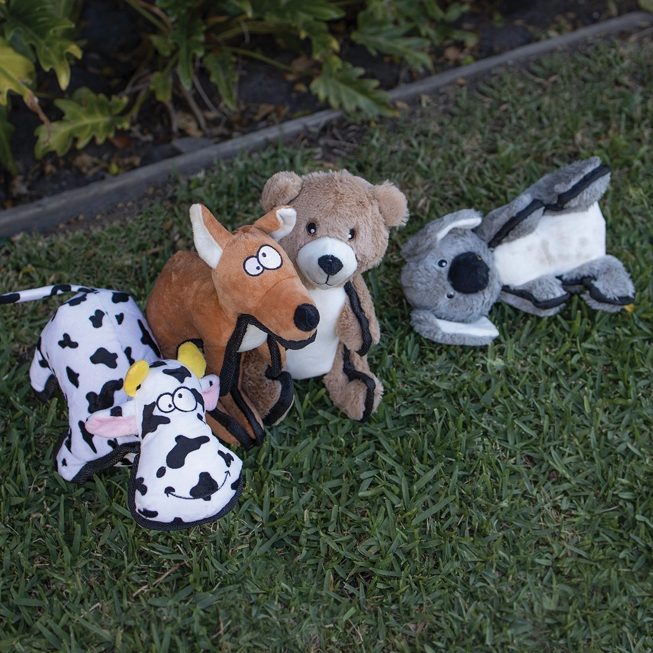 Kazoo Furries Tough Giraffe Dog Toy ($)($)
