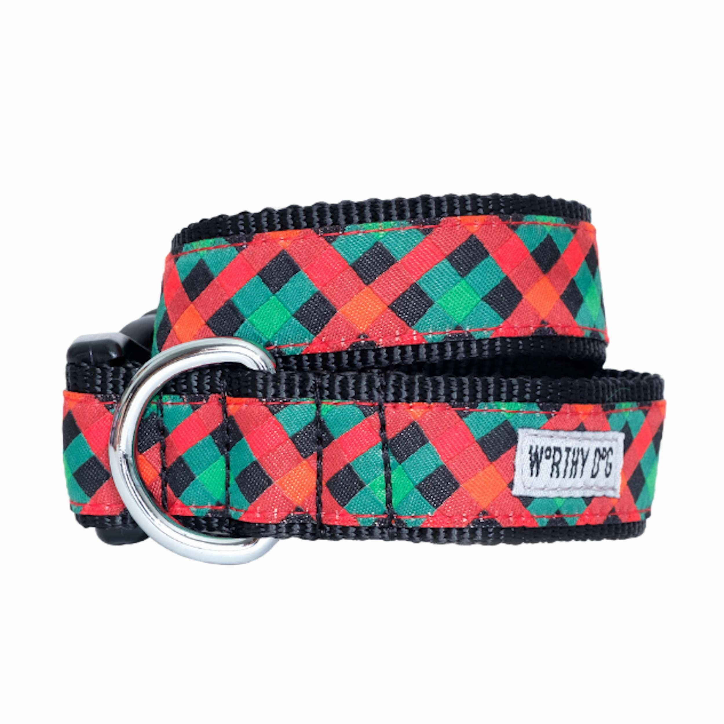 Leash | Holiday Check