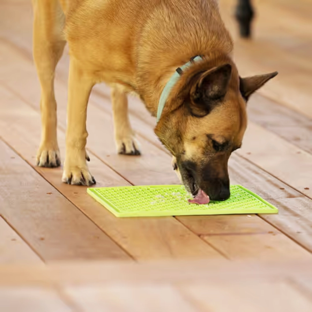 LickiMat XL Soother