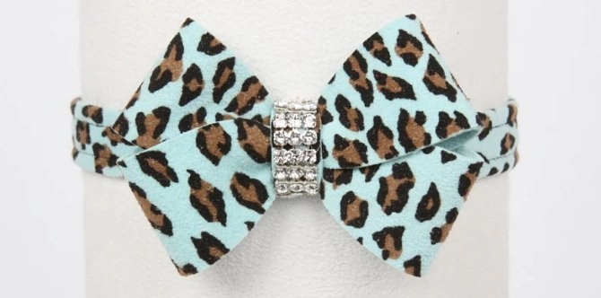 Susan Lanci Jungle Print Collection 1/2" Nouveau Bow Collar